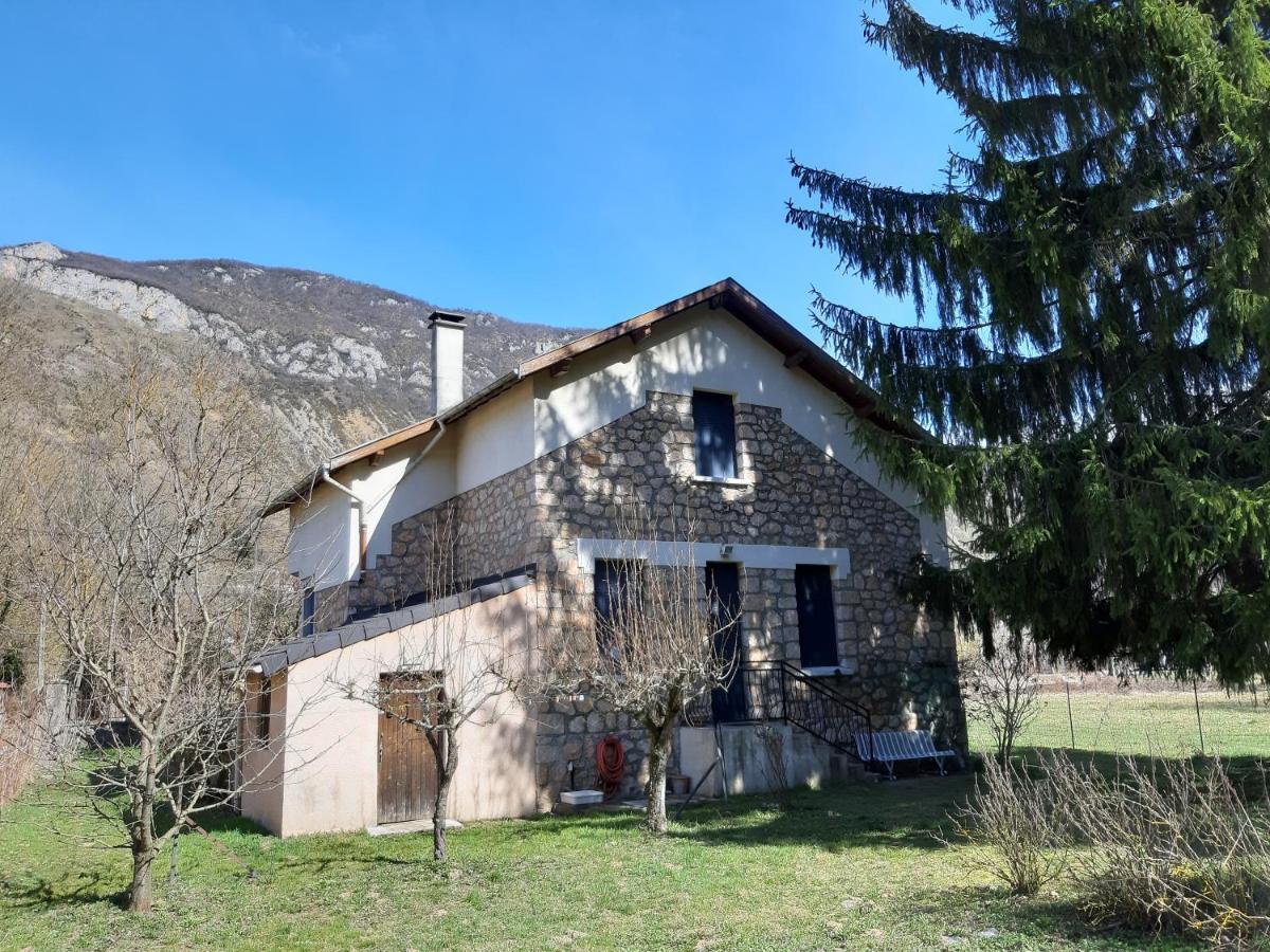 Vebre Chalet Tout Confort Proche D Ax 3 Domaines מראה חיצוני תמונה